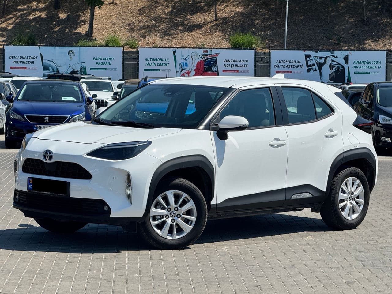 Toyota Yaris Cross 2022 — Миниатюра 2