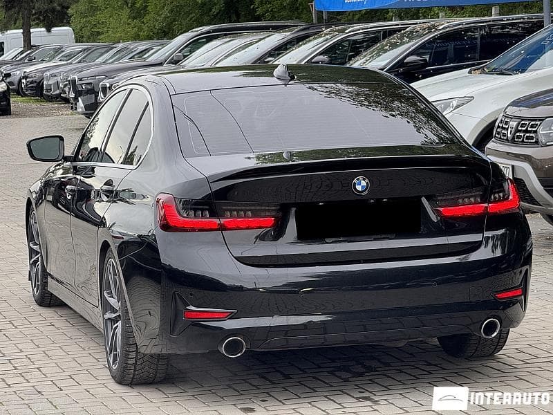 2019 BMW 330 — Miniatură 2