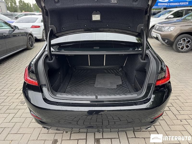 2019 BMW 330 — Miniatură 5