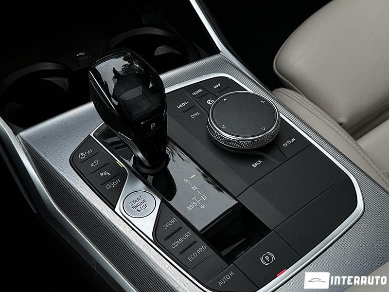 2019 BMW 330 — Miniatură 17