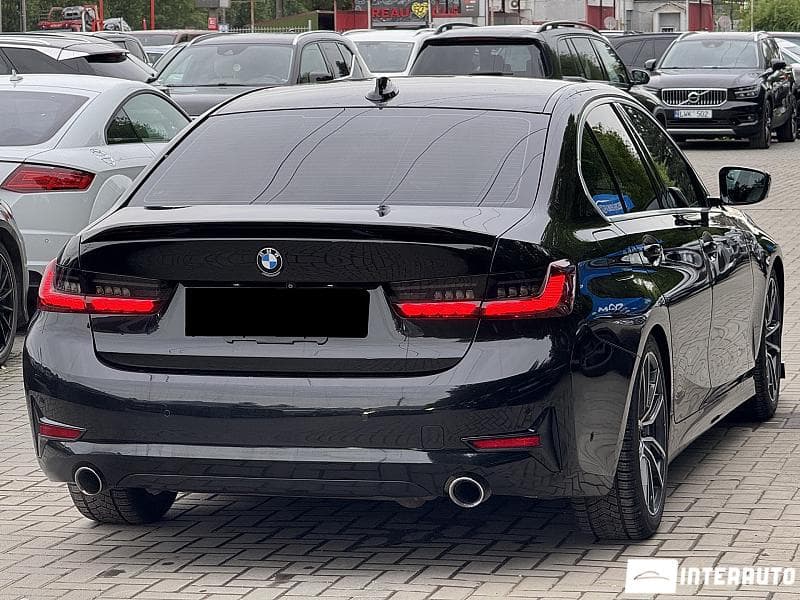 2019 BMW 330 — Miniatură 4