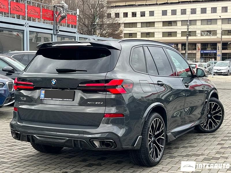 2025 BMW X5 3.0D — Miniatură 2