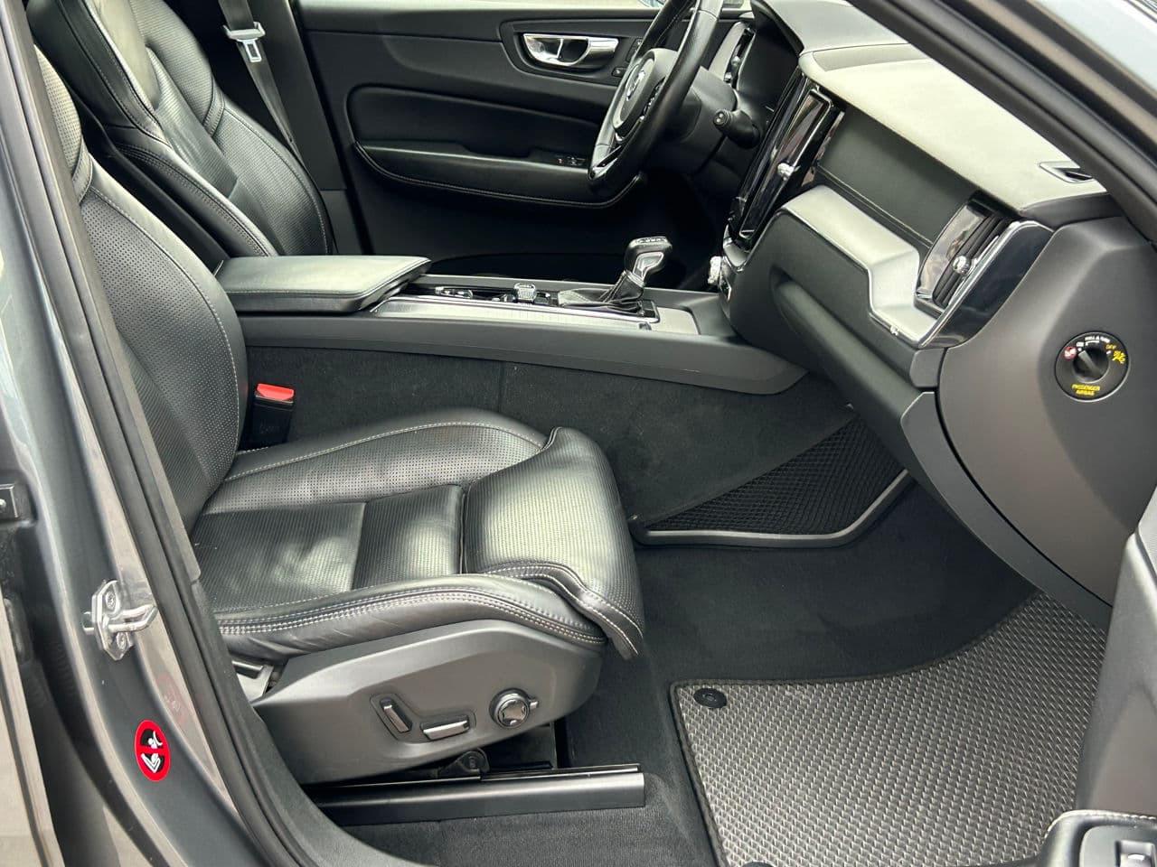 2018 Volvo XC 60 — Miniatură 18