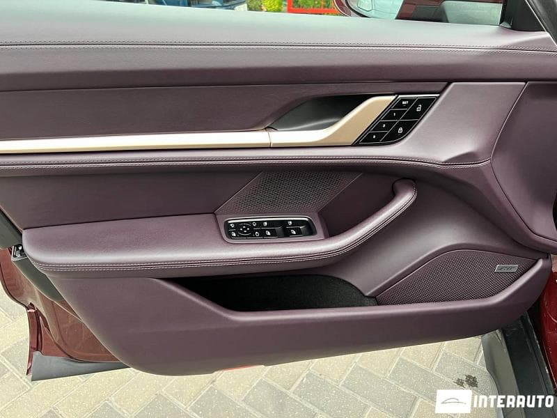 2021 Porsche Taycan 4S — Miniatură 7
