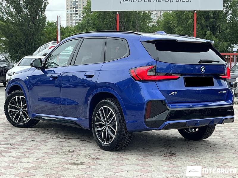 2023 BMW X1 2.0i — Miniatură 3