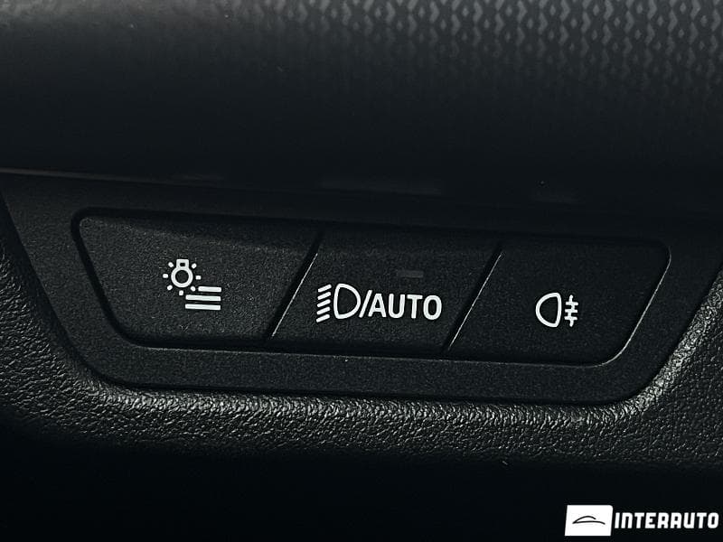 2023 BMW X1 2.0i — Miniatură 10
