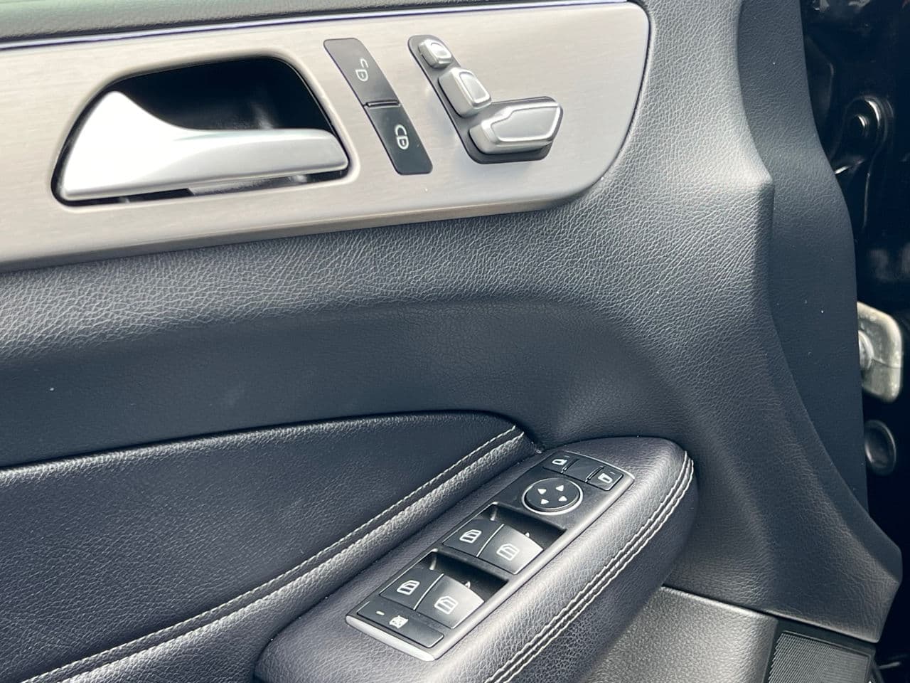 2017 Mercedes GLE 250 — Miniatură 12