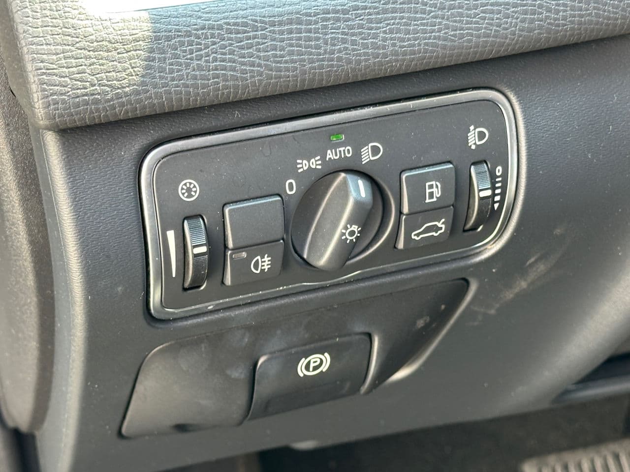 2016 Volvo XC 60 — Miniatură 11