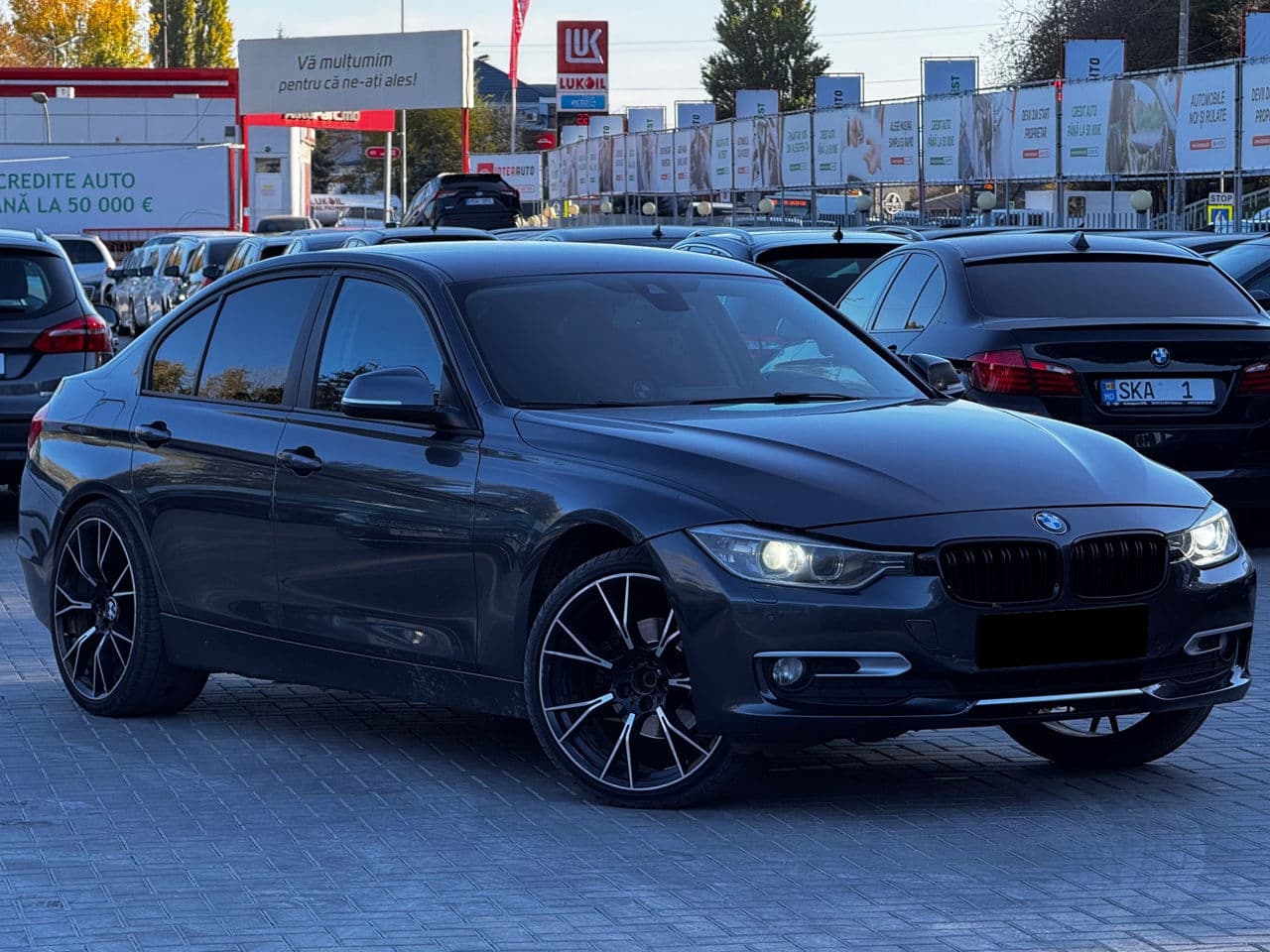BMW 320