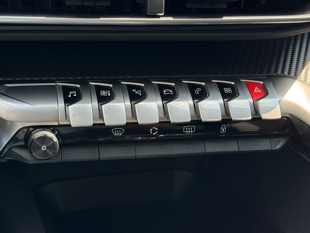 2019 Peugeot 3008 — Miniatură 12