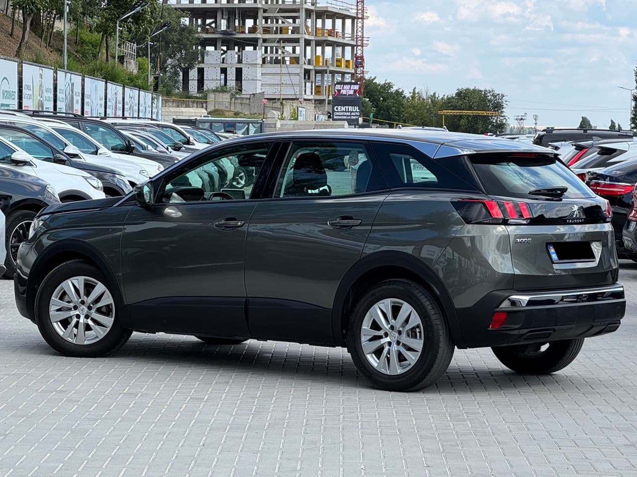 2019 Peugeot 3008 — Miniatură 4