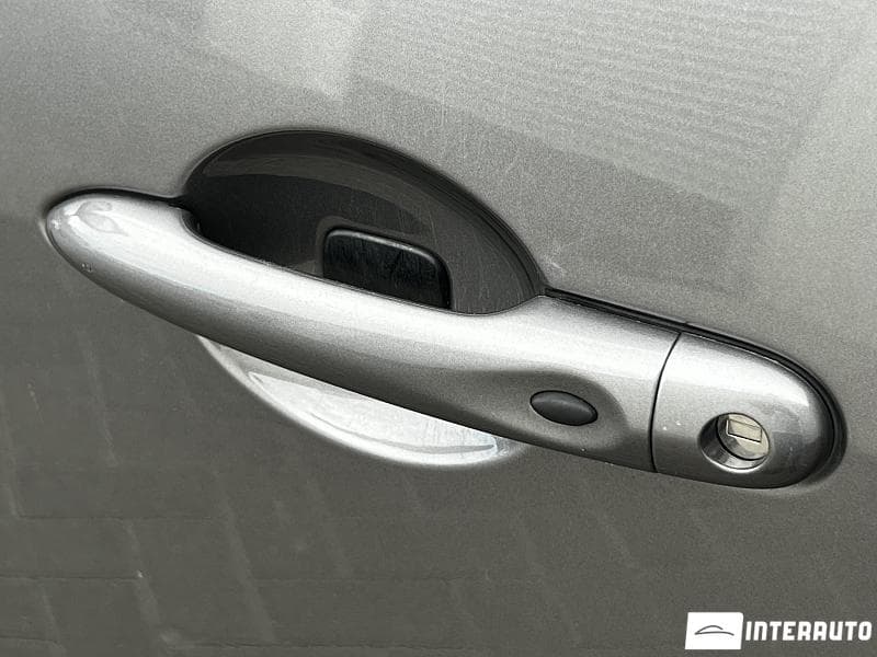 2015 Renault Grand Scenic — Miniatură 17