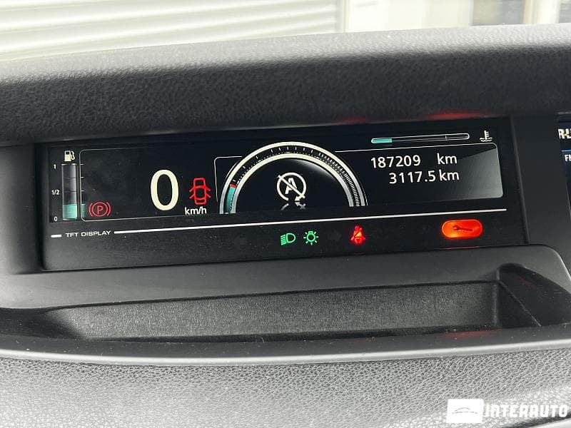 2015 Renault Grand Scenic — Miniatură 9