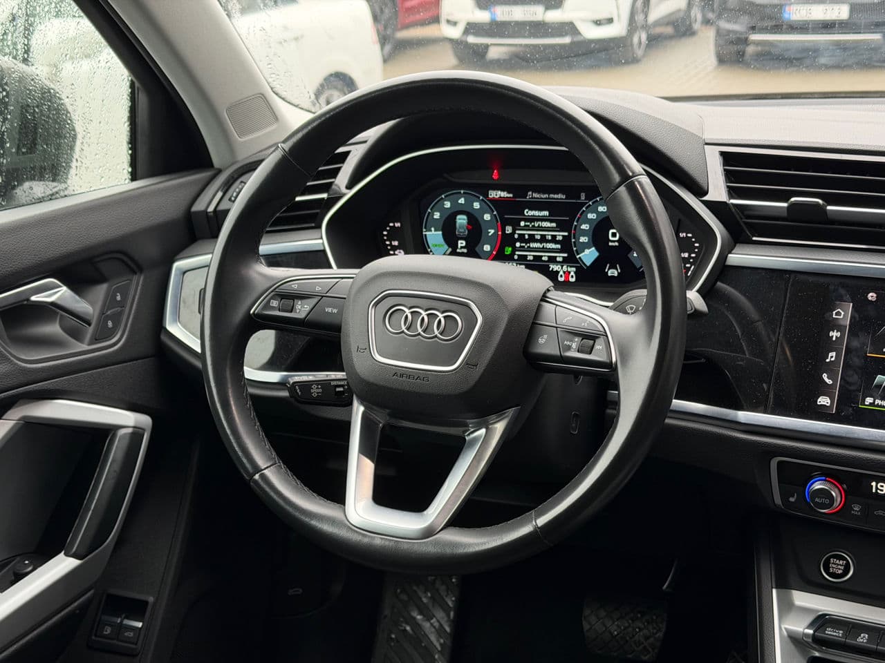 2022 Audi Q3 — Miniatură 11