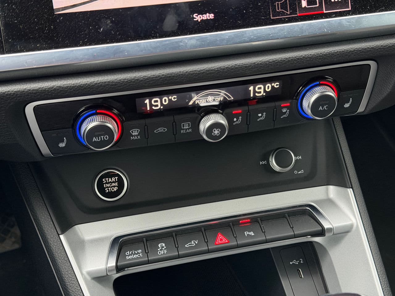 2022 Audi Q3 — Miniatură 14