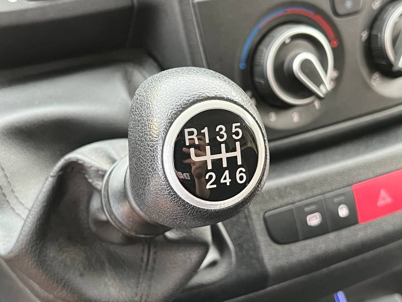 2020 Peugeot Boxer — Miniatură 13