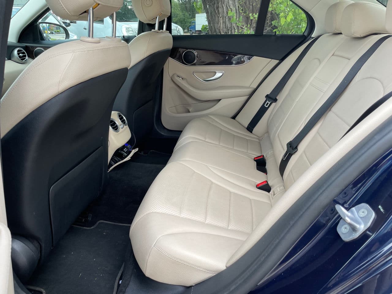 2017 Mercedes C 300 — Miniatură 18