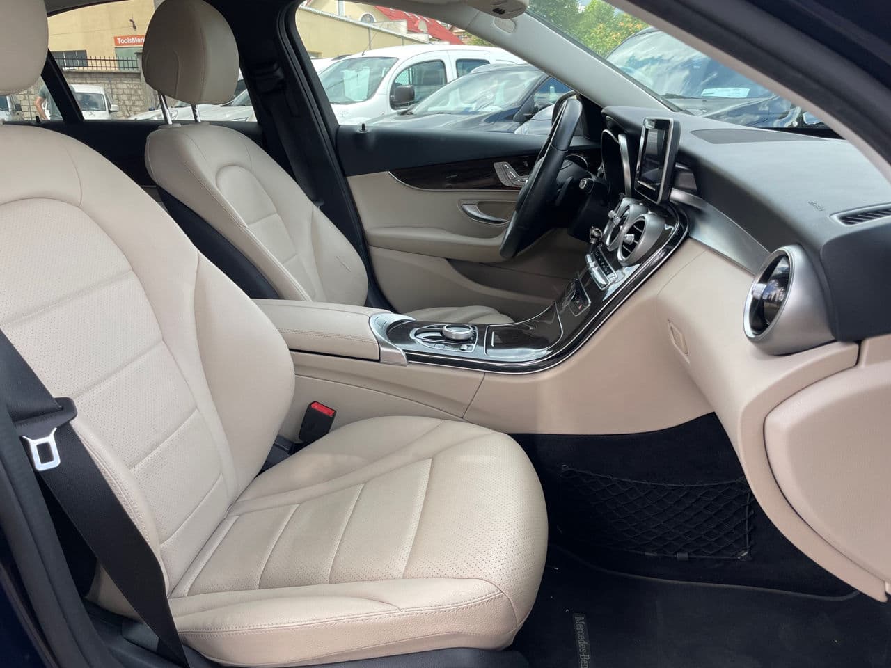 2017 Mercedes C 300 — Miniatură 15