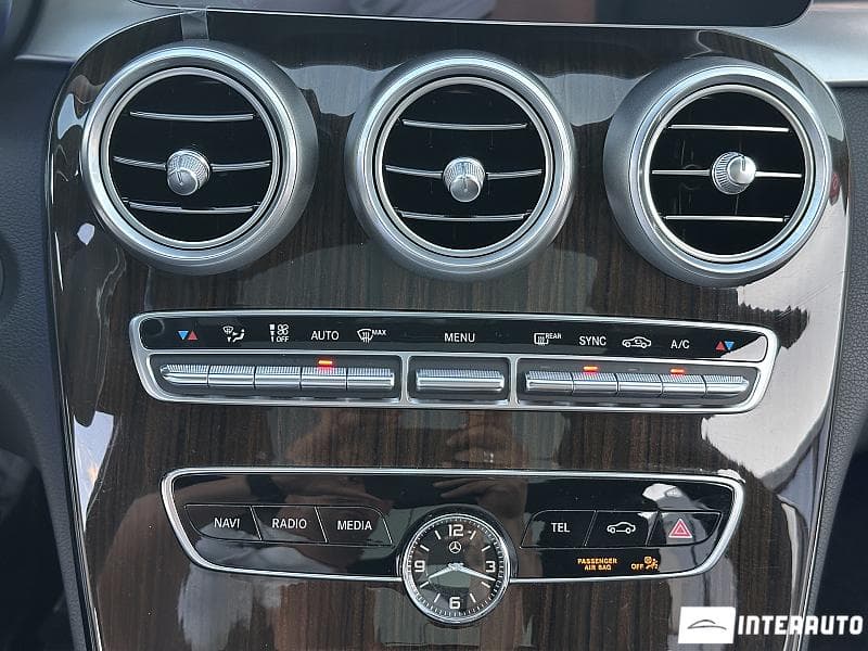 2020 Mercedes C 300 — Miniatură 11