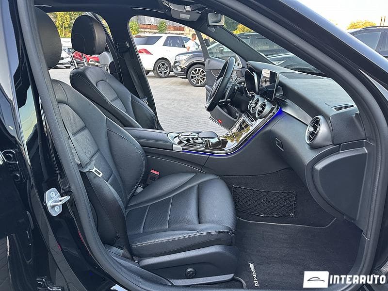 2020 Mercedes C 300 — Miniatură 16