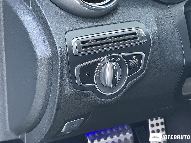 2020 Mercedes C 300 — Miniatură 21