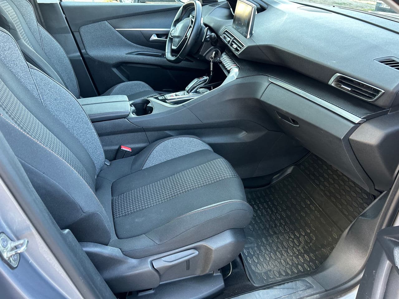 2019 Peugeot 3008 — Miniatură 14
