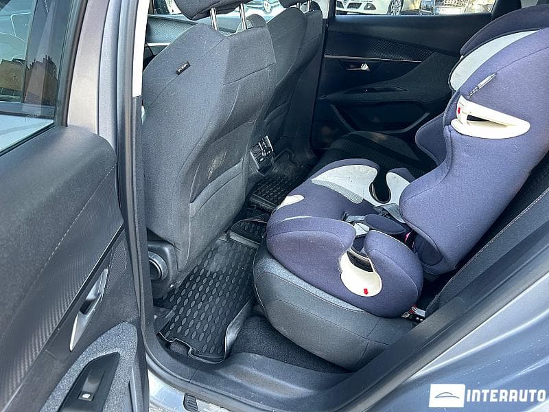 2019 Peugeot 3008 — Miniatură 15