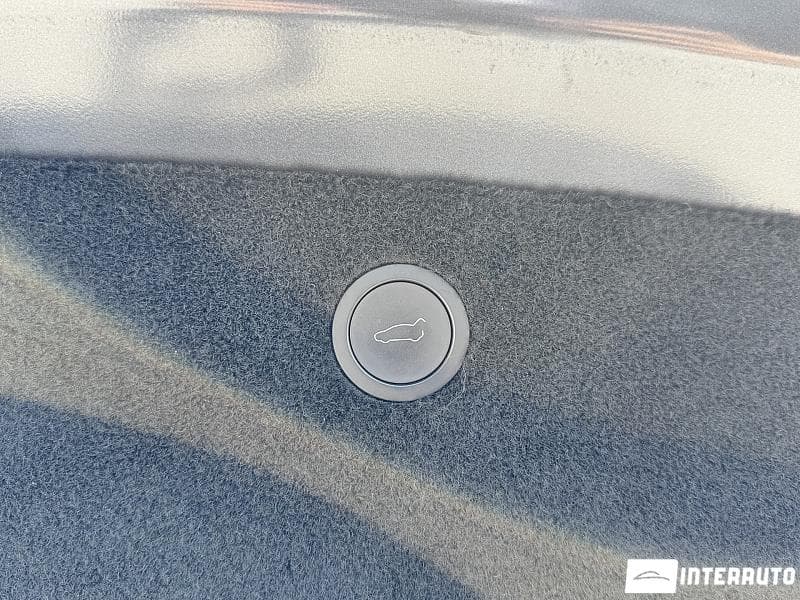 2022 Tesla Model X Plaid — Miniatură 22