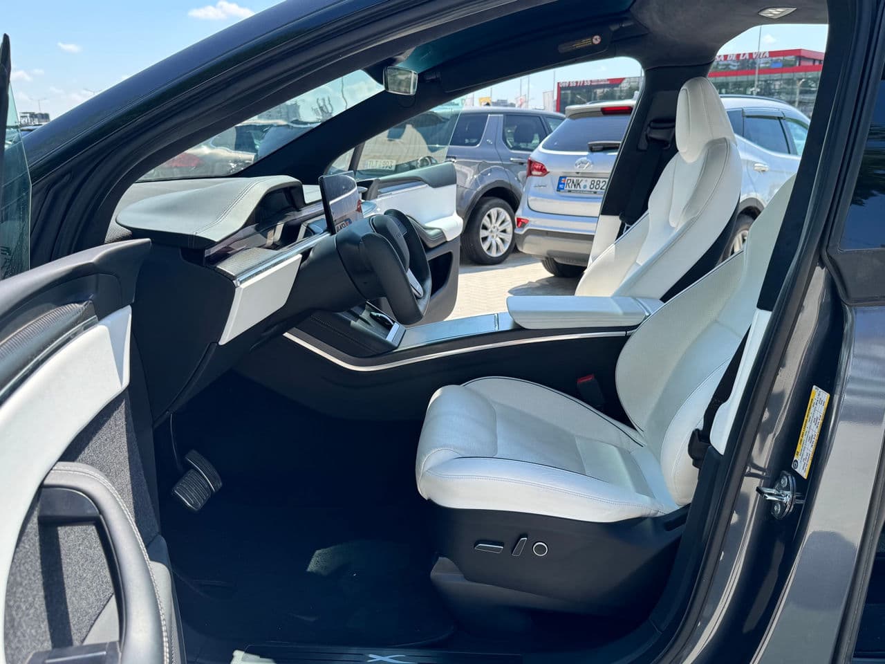 2022 Tesla Model X Plaid — Miniatură 6