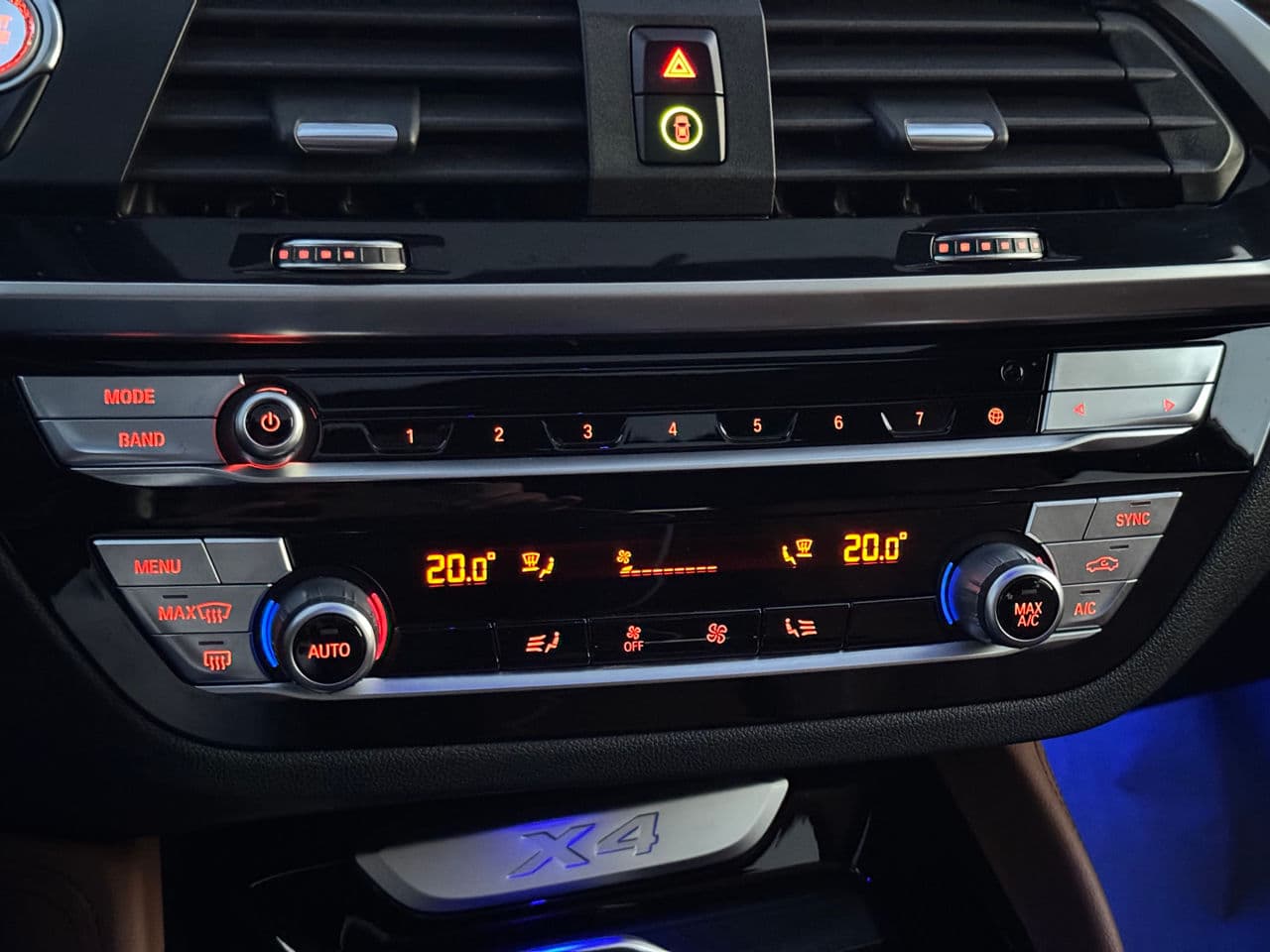 2020 BMW X4 3.0i — Miniatură 11
