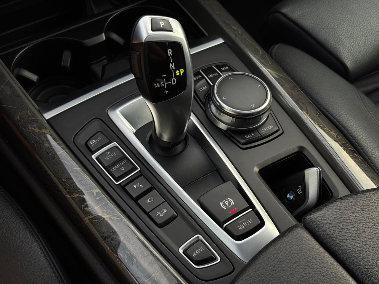 2016 BMW X5 4.0e — Miniatură 13