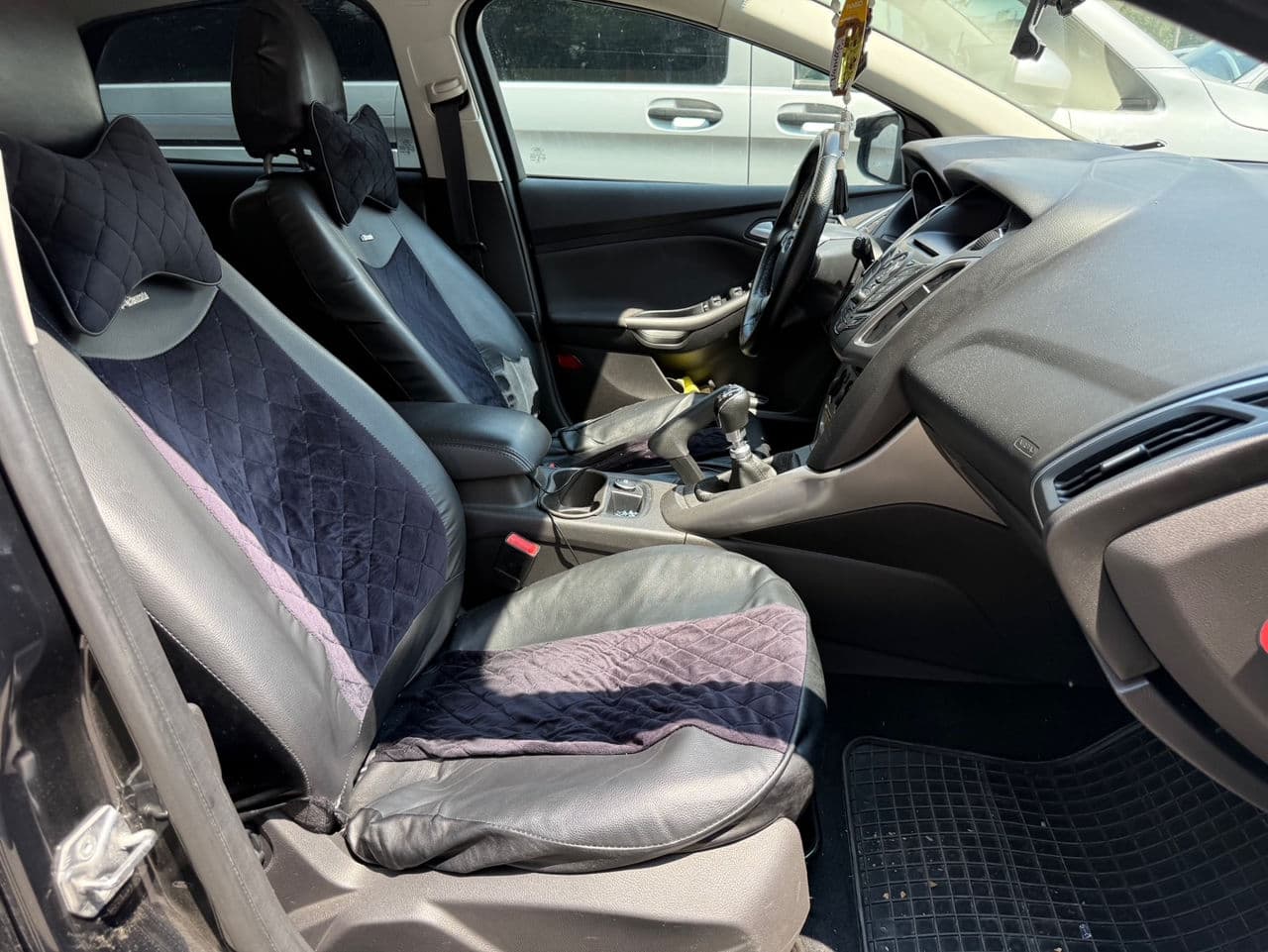 2014 Ford Focus — Miniatură 13