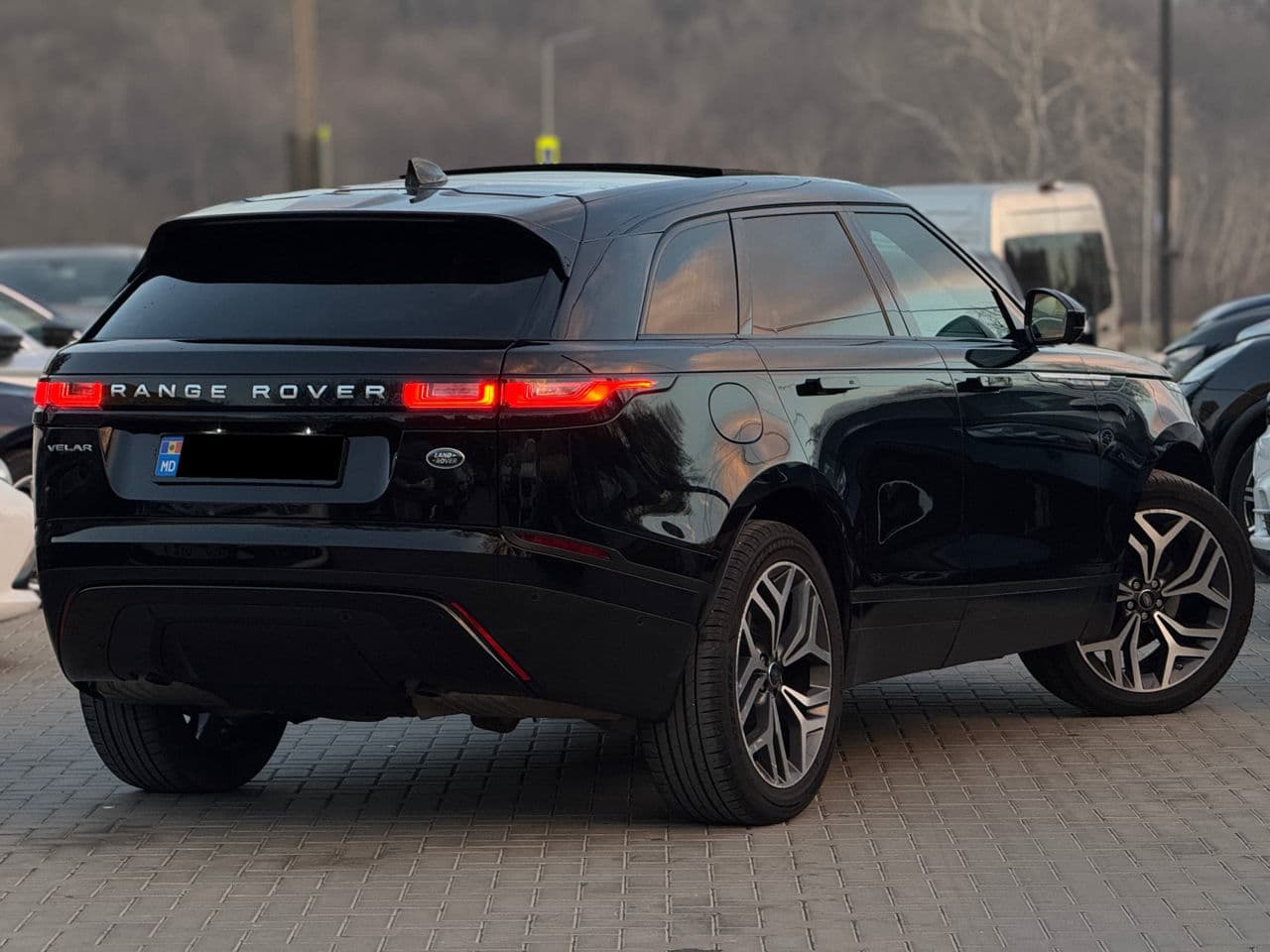 Land Rover Range Rover Velar 2019 — Миниатюра 3