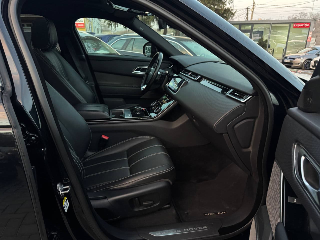 Land Rover Range Rover Velar 2019 — Миниатюра 20