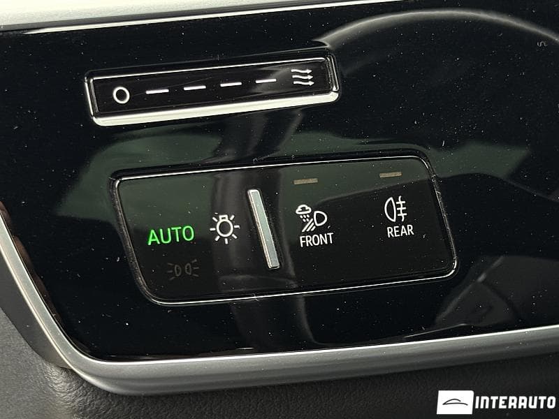 2022 Audi A8 — Miniatură 25