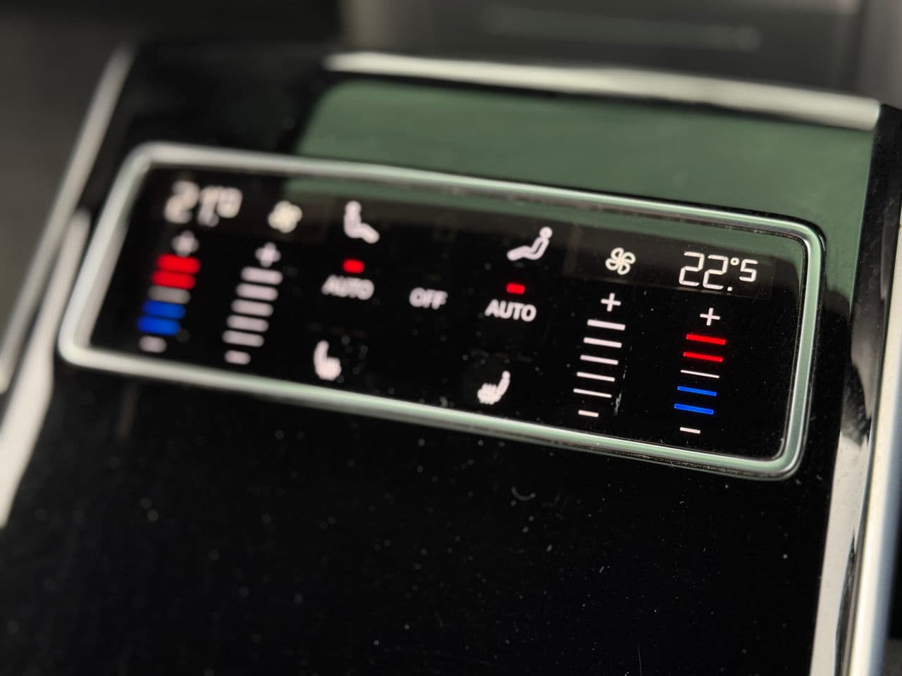 2022 Audi A8 — Miniatură 19