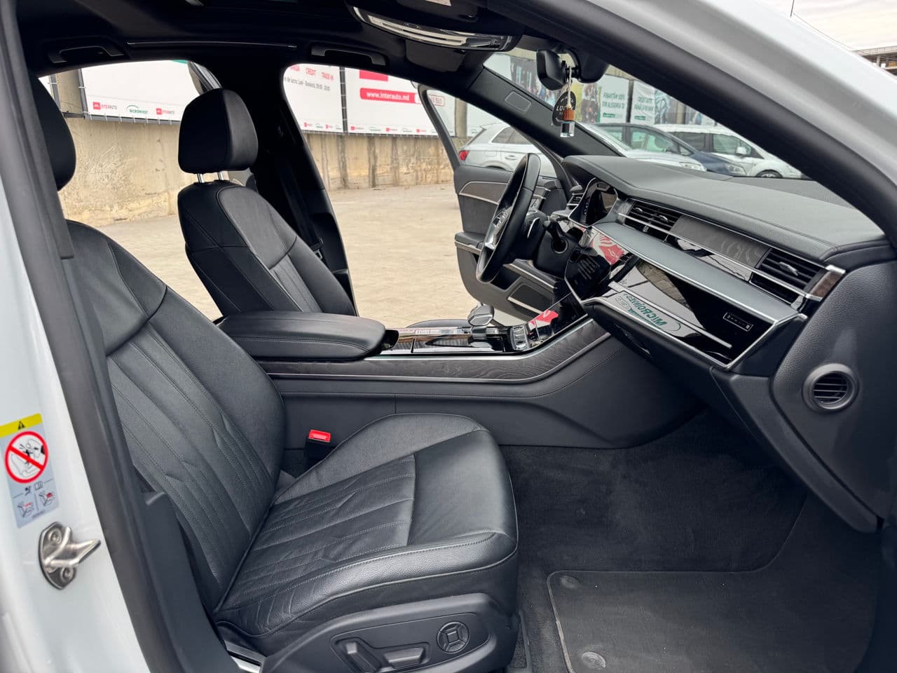 2022 Audi A8 — Miniatură 20