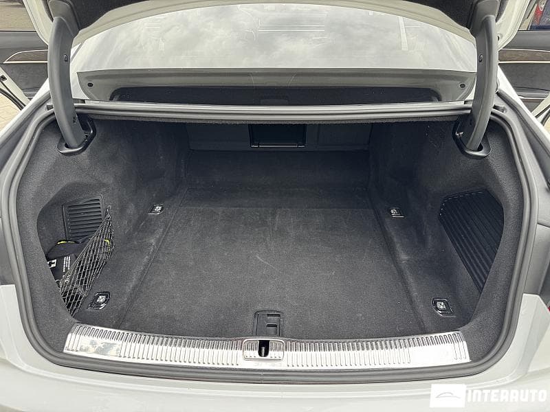 2022 Audi A8 — Miniatură 28