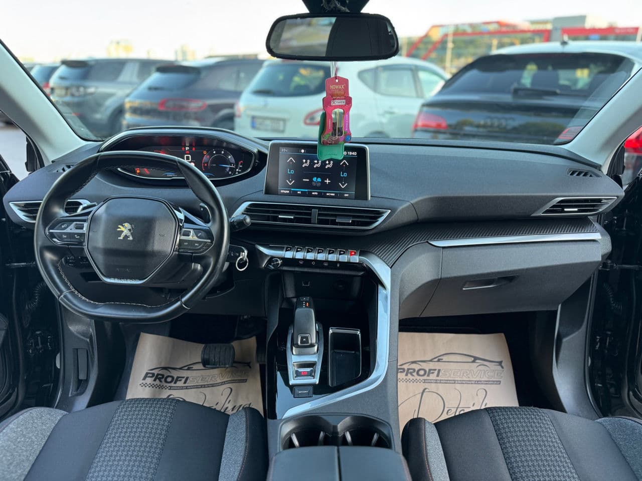 2018 Peugeot 3008 — Miniatură 6