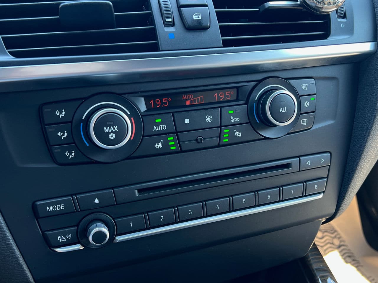 BMW X3 2.0D 2012 — Миниатюра 12