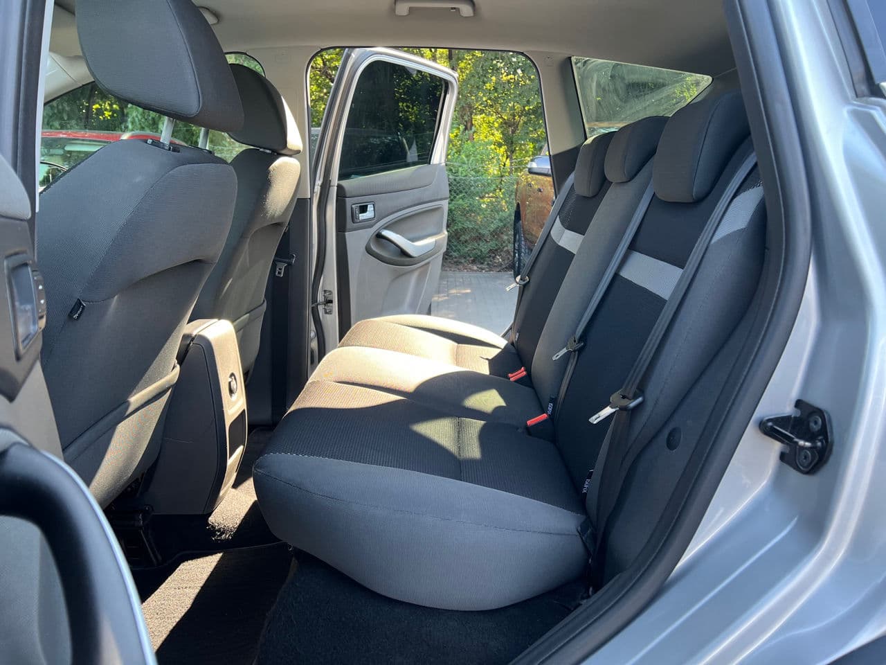 2012 Ford Kuga — Miniatură 15
