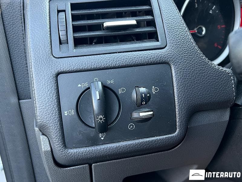 2012 Ford Kuga — Miniatură 7