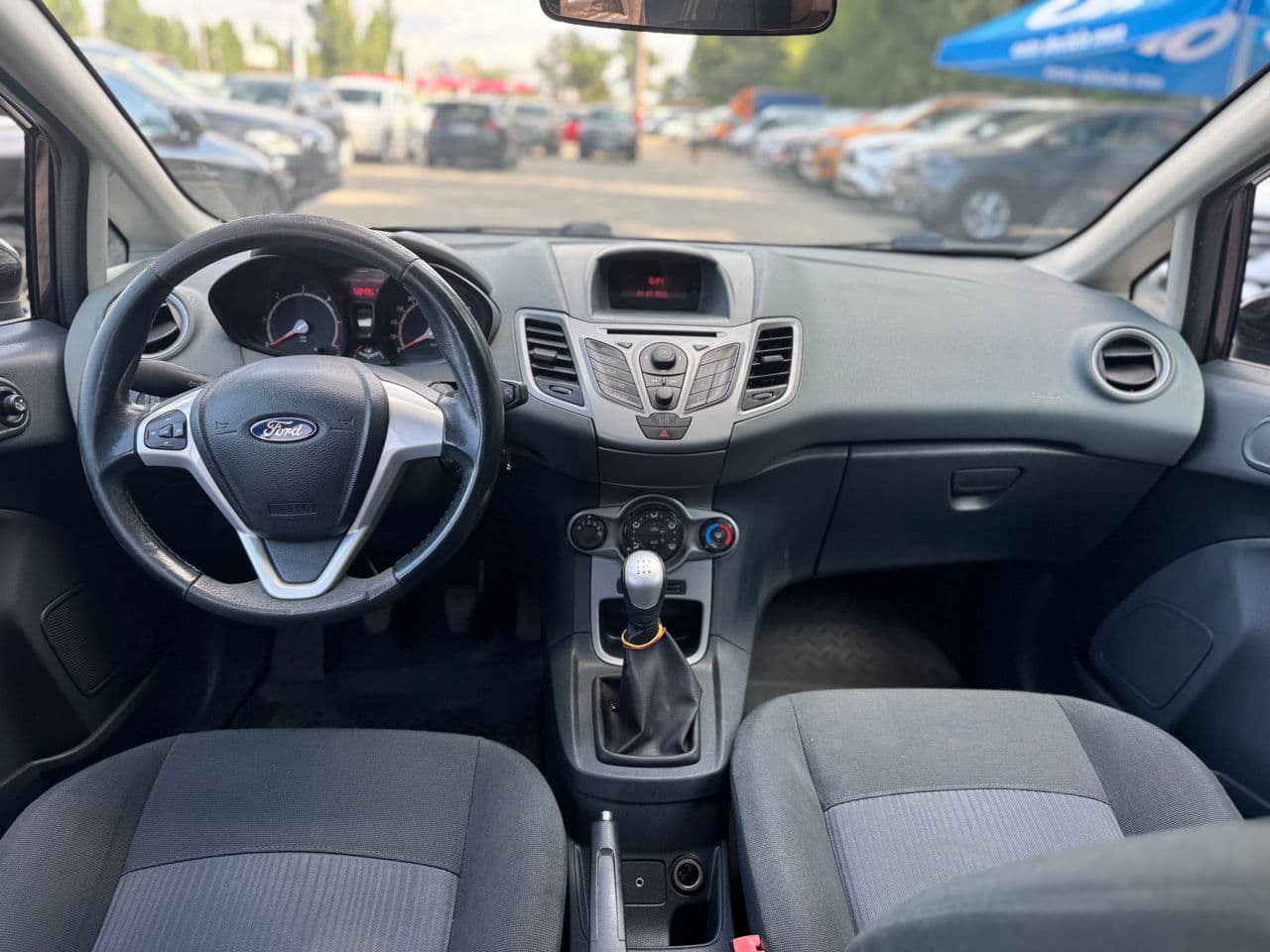 2011 Ford Fiesta — Miniatură 16