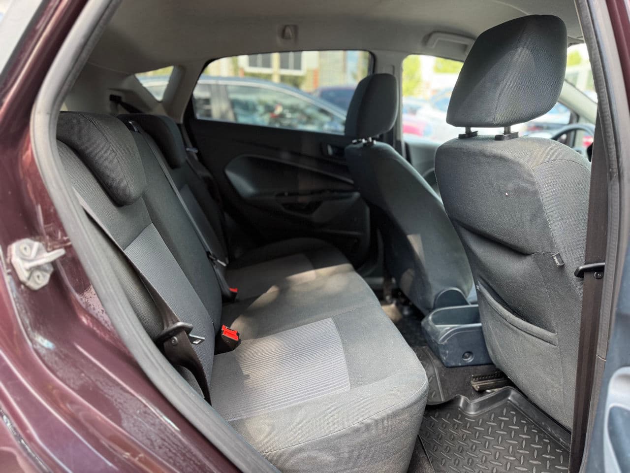 2011 Ford Fiesta — Miniatură 19