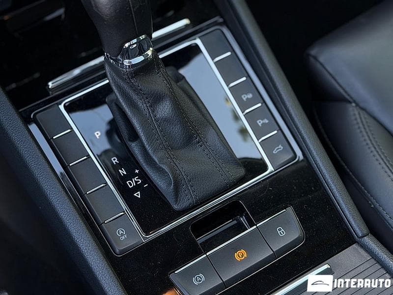 2019 Skoda Superb — Miniatură 14