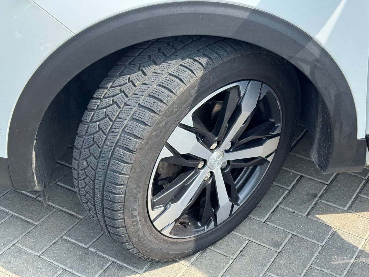 2018 Peugeot 5008 — Miniatură 17
