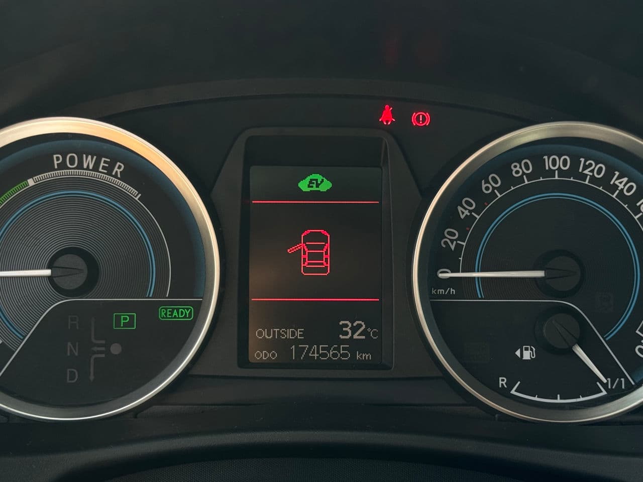 Toyota Auris 2014 — Миниатюра 8