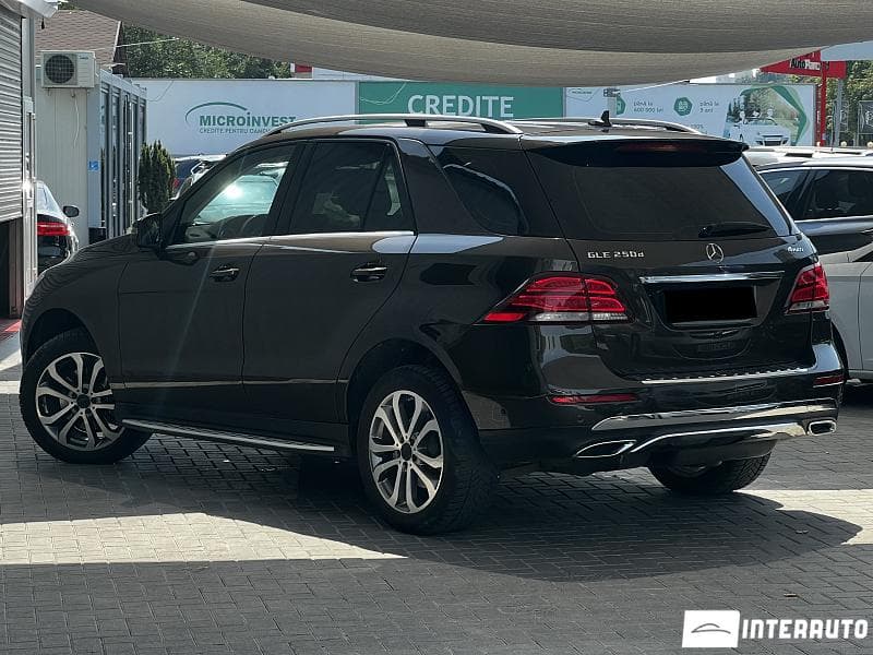 2017 Mercedes GLE 250 — Miniatură 2