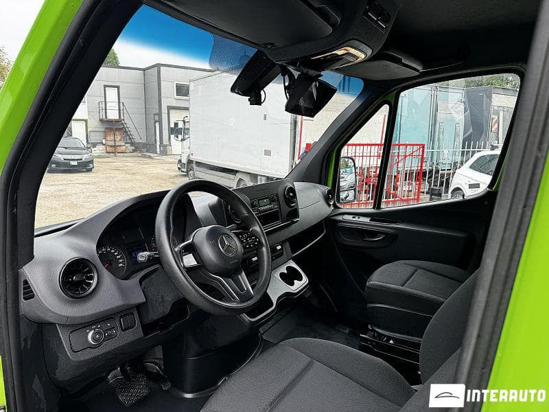 Mercedes Sprinter 2019 — Миниатюра 5
