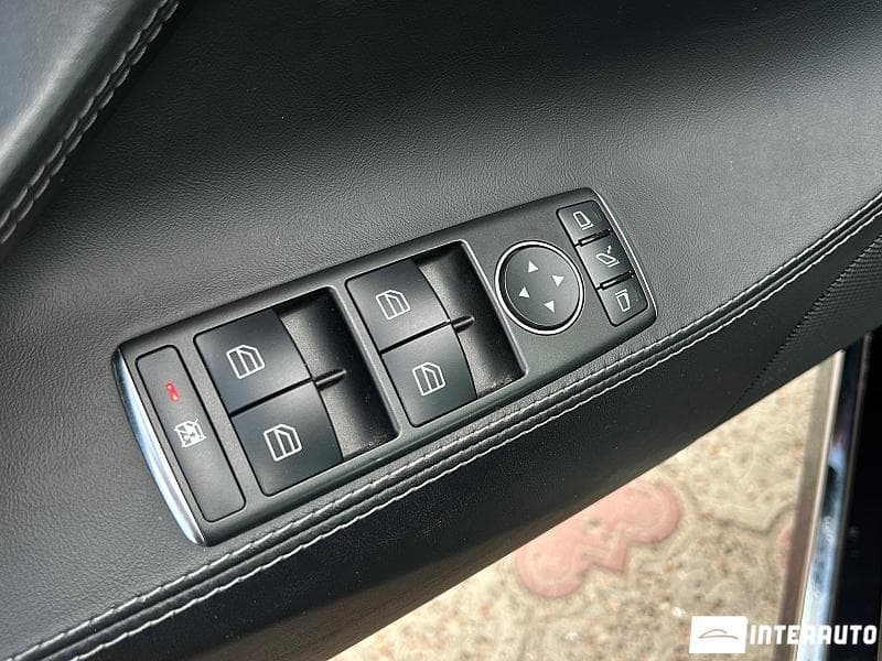 Tesla Model S 2017 — Миниатюра 6